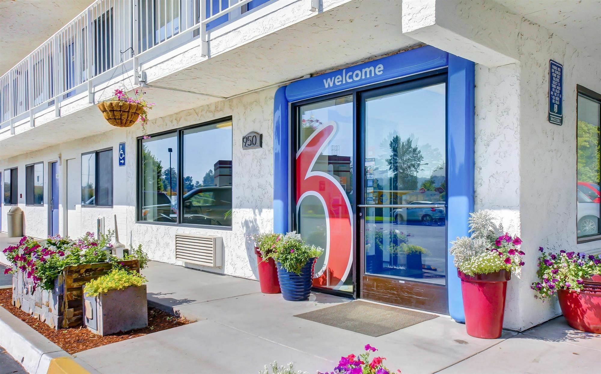 Motel 6-Medford, Or מראה חיצוני תמונה